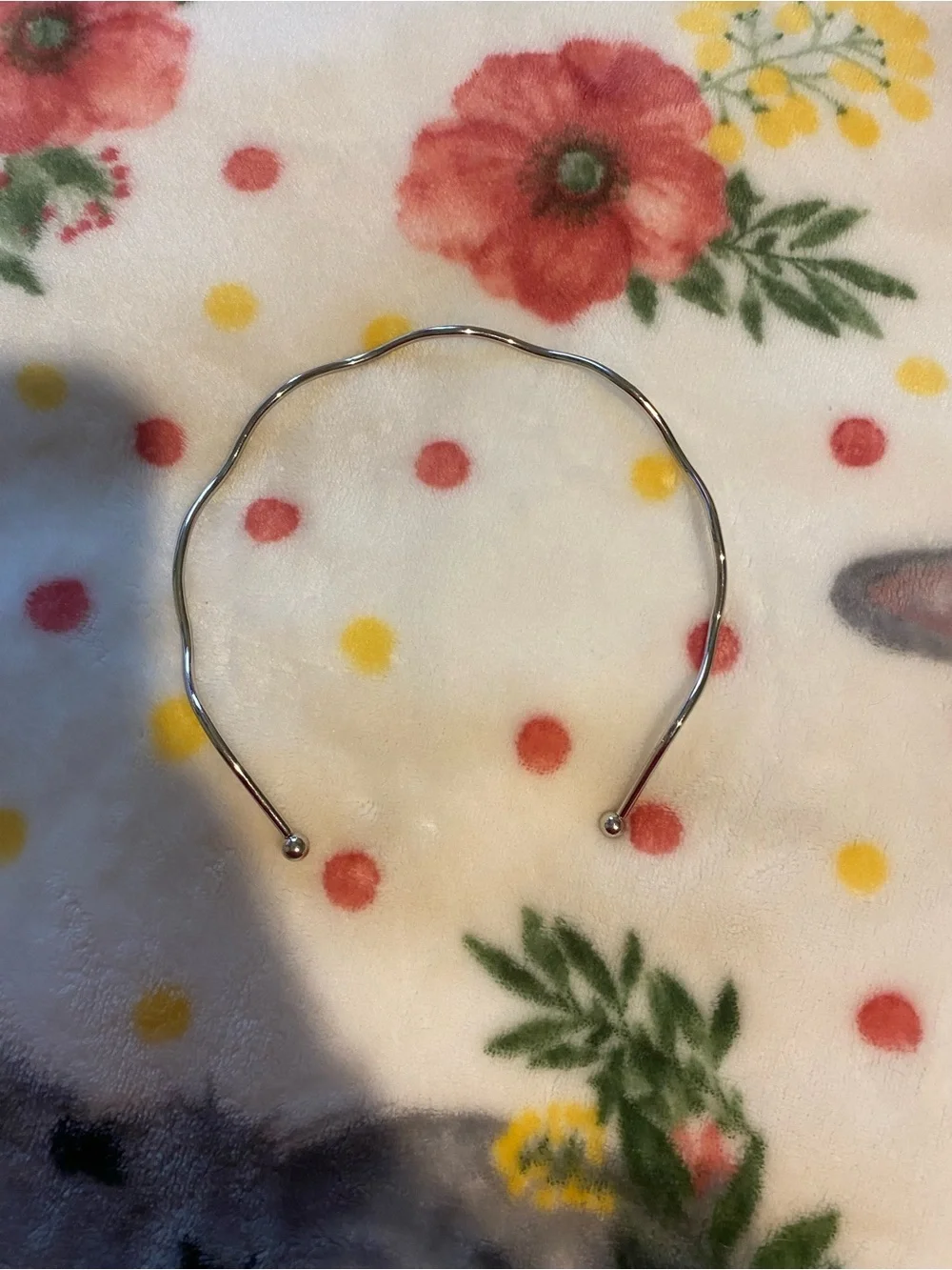 Silver metal necklace